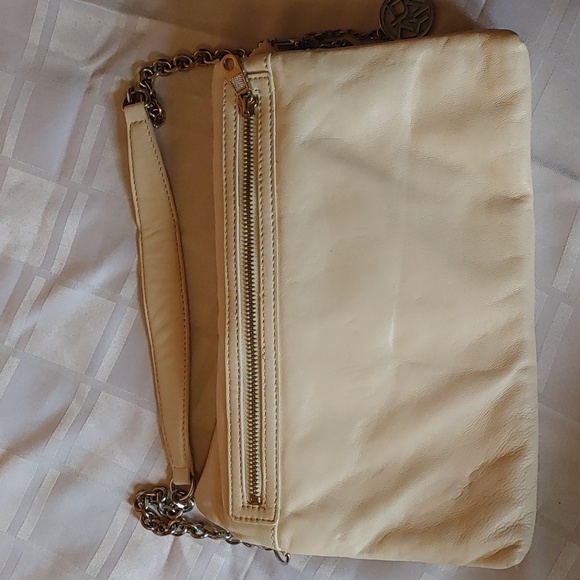 DKNY Vintage Leather Purse - Picture 3 of 16